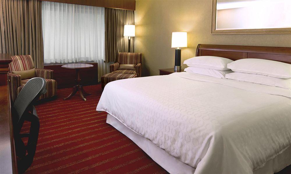 Sheraton Reston Exterior photo