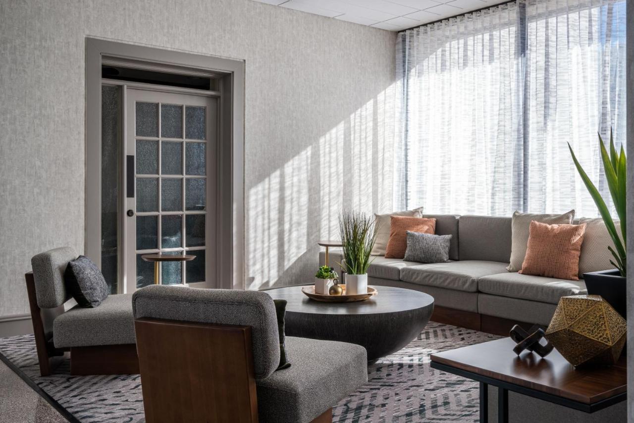 Sheraton Reston Exterior photo